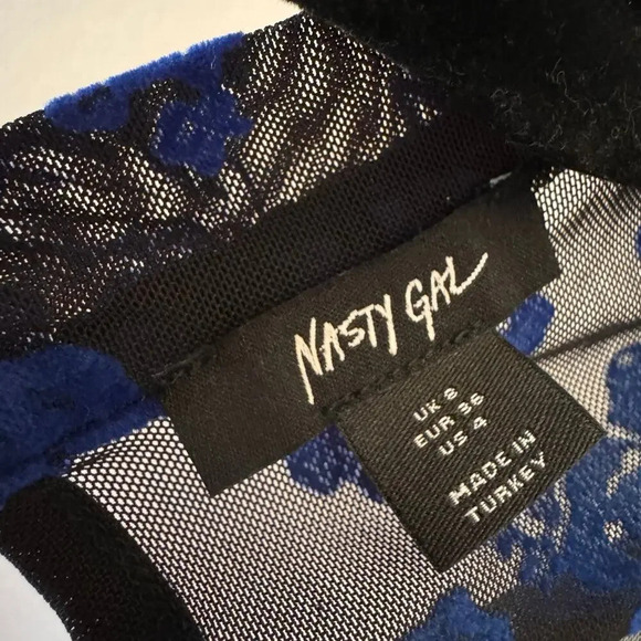 New Nasty Gal Floral Flocked Mesh Cut Out High Neck Top - Picture 6 of 7